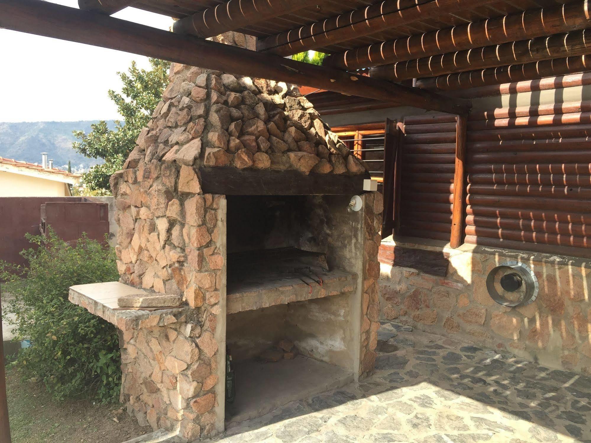 Cabanas El Madero Villa Carlos Paz Exterior foto